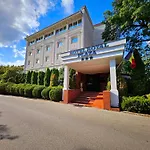 Hotel Royal Plaza By Timhotels