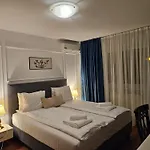 Hotel Royal Plaza By Timhotels