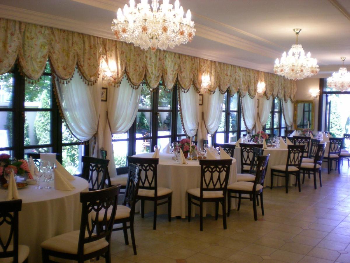 Royal Plaza By Timhotels