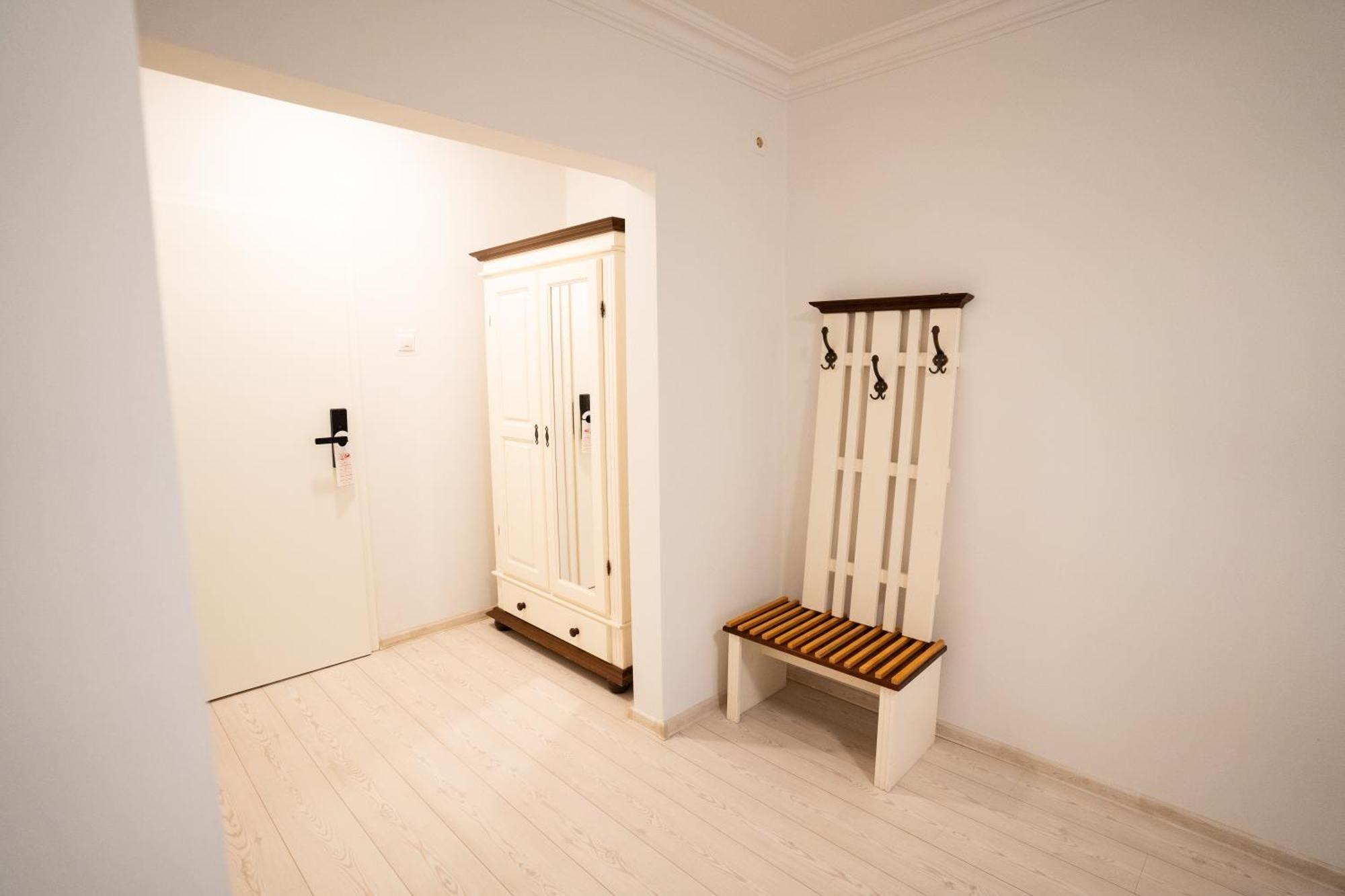 Hotel Royal Plaza By Timhotels Timişoara