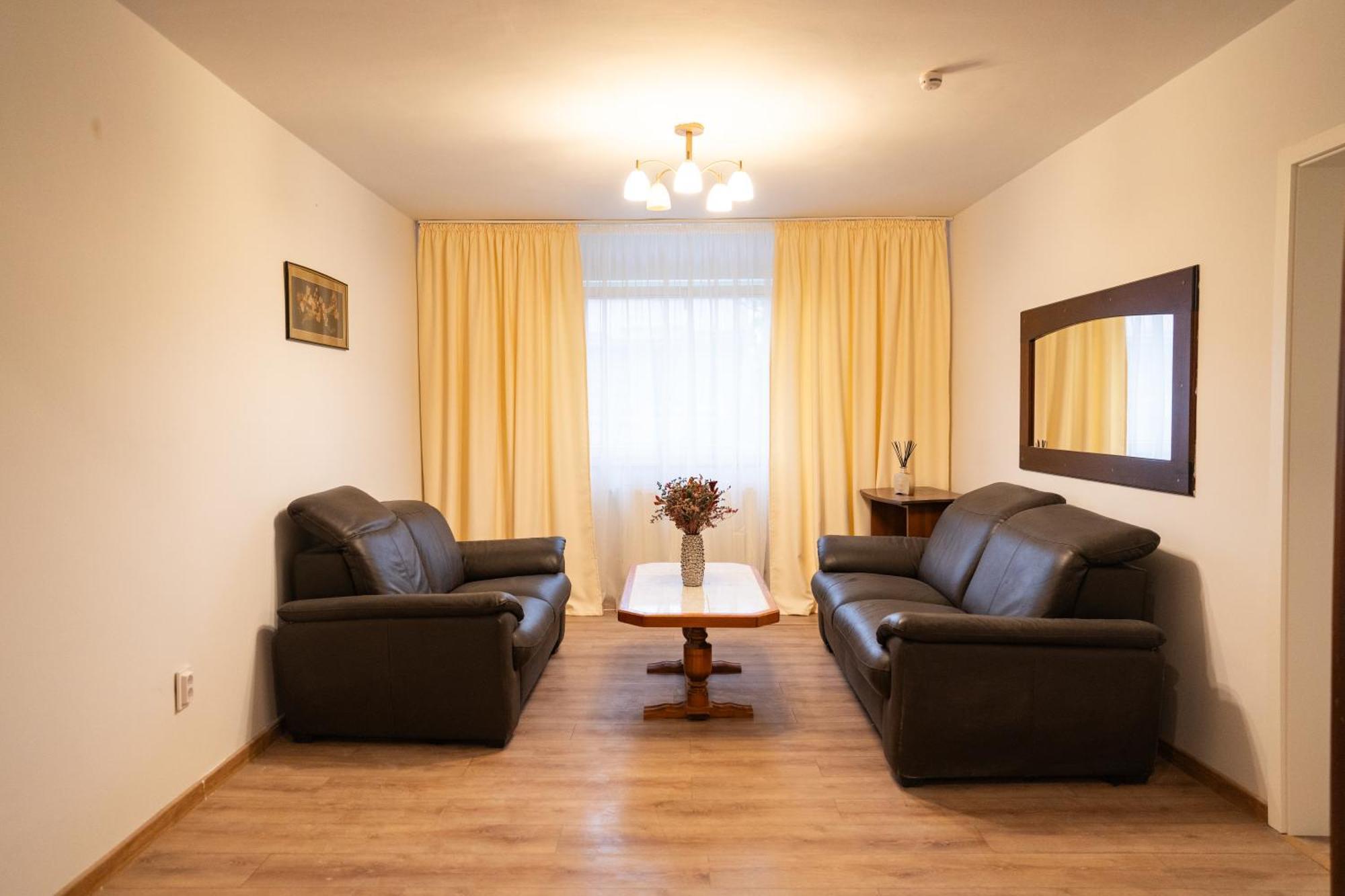 Royal Plaza By Timhotels 3* Timişoara