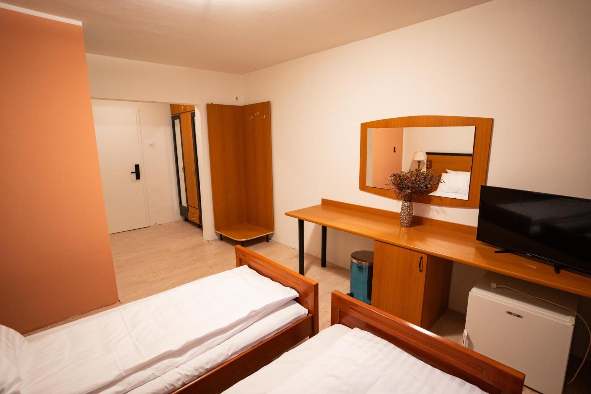 Royal Plaza By Timhotels Hotel