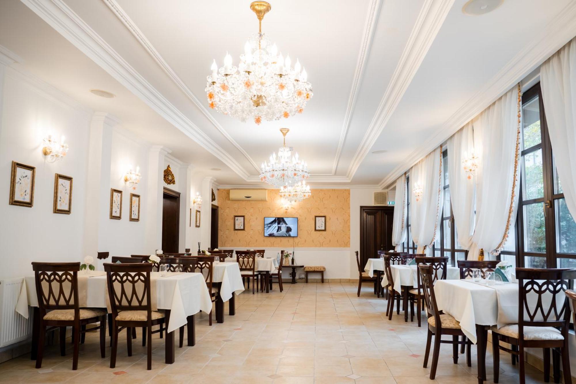 Royal Plaza By Timhotels