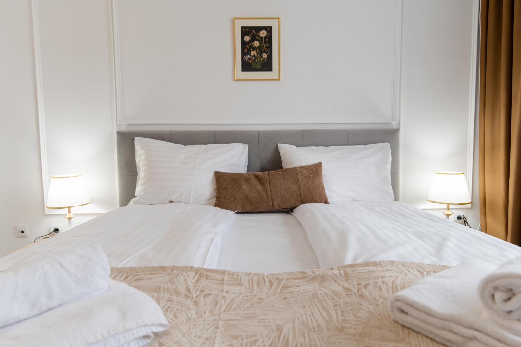 Hotel Royal Plaza By Timhotels Timişoara