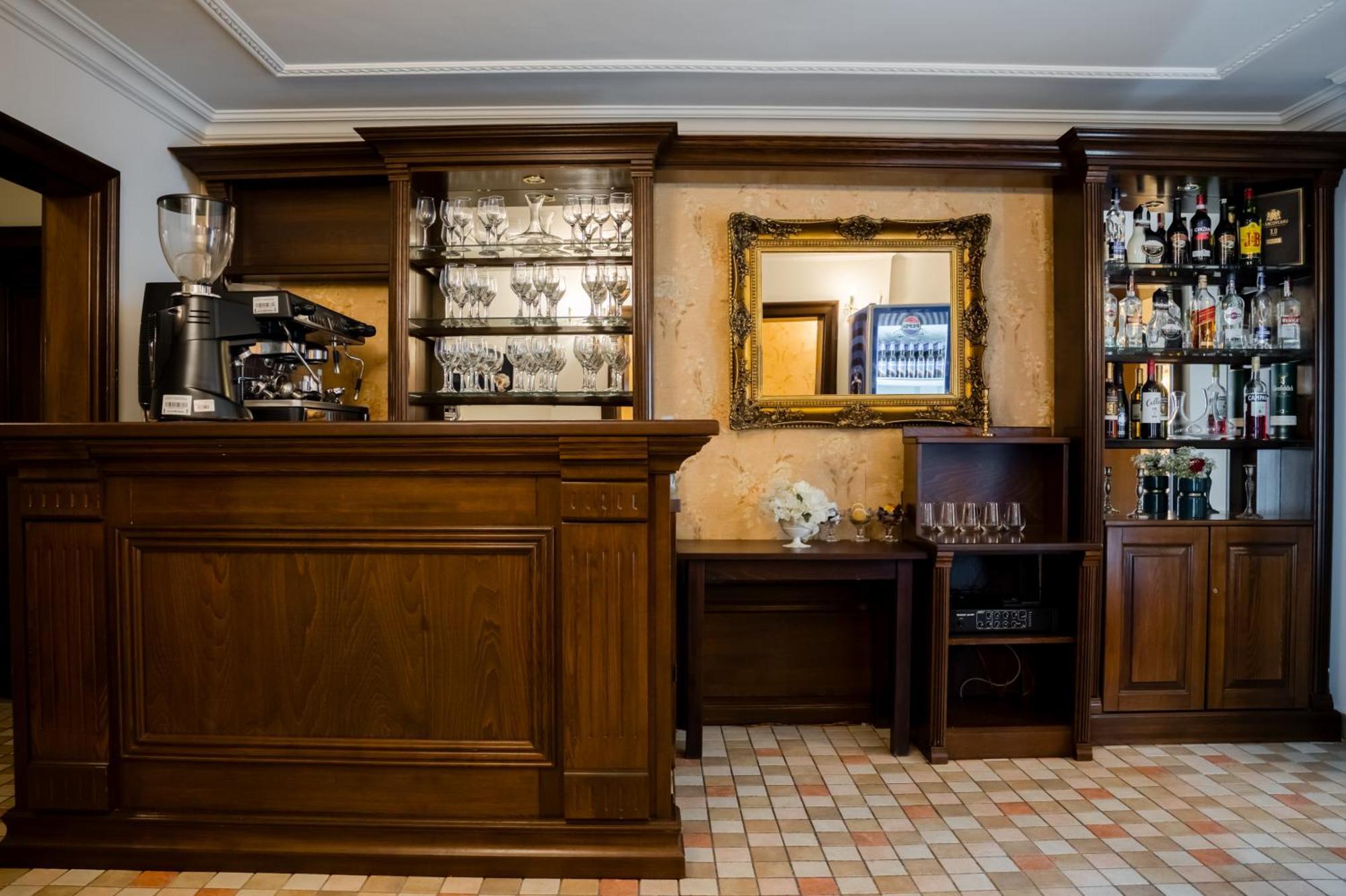 Royal Plaza By Timhotels Hotel